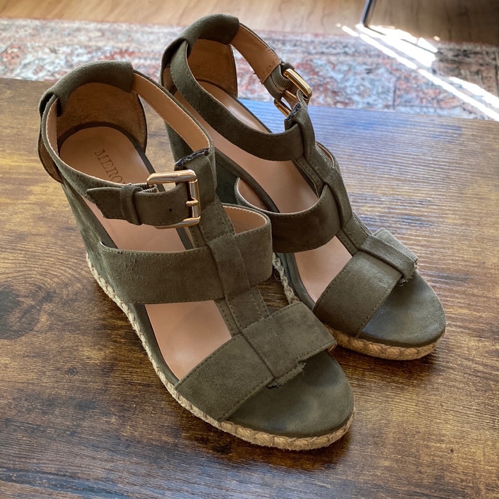 Merona Olive green suede wedge size 6